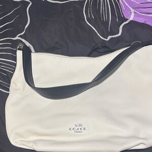 Coach Ivory and Black Leather Shoulder Bag